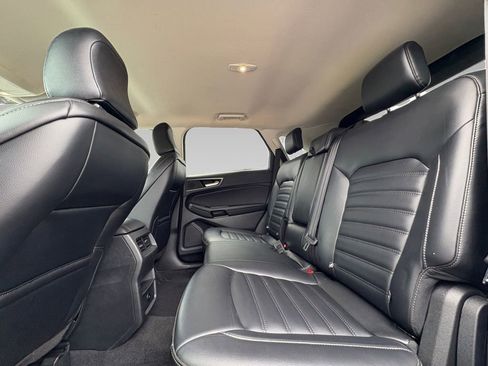 Used 2023 Ford Edge SEL image 4