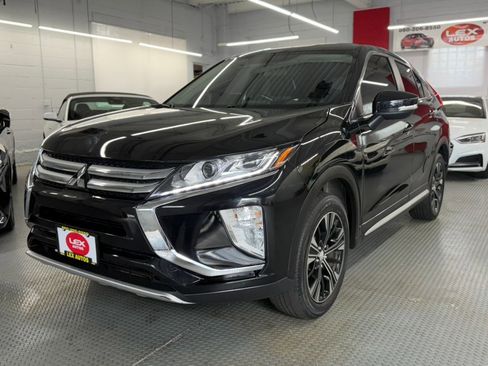 Used 2018 Mitsubishi Eclipse Cross SE AWD/4WD image 2