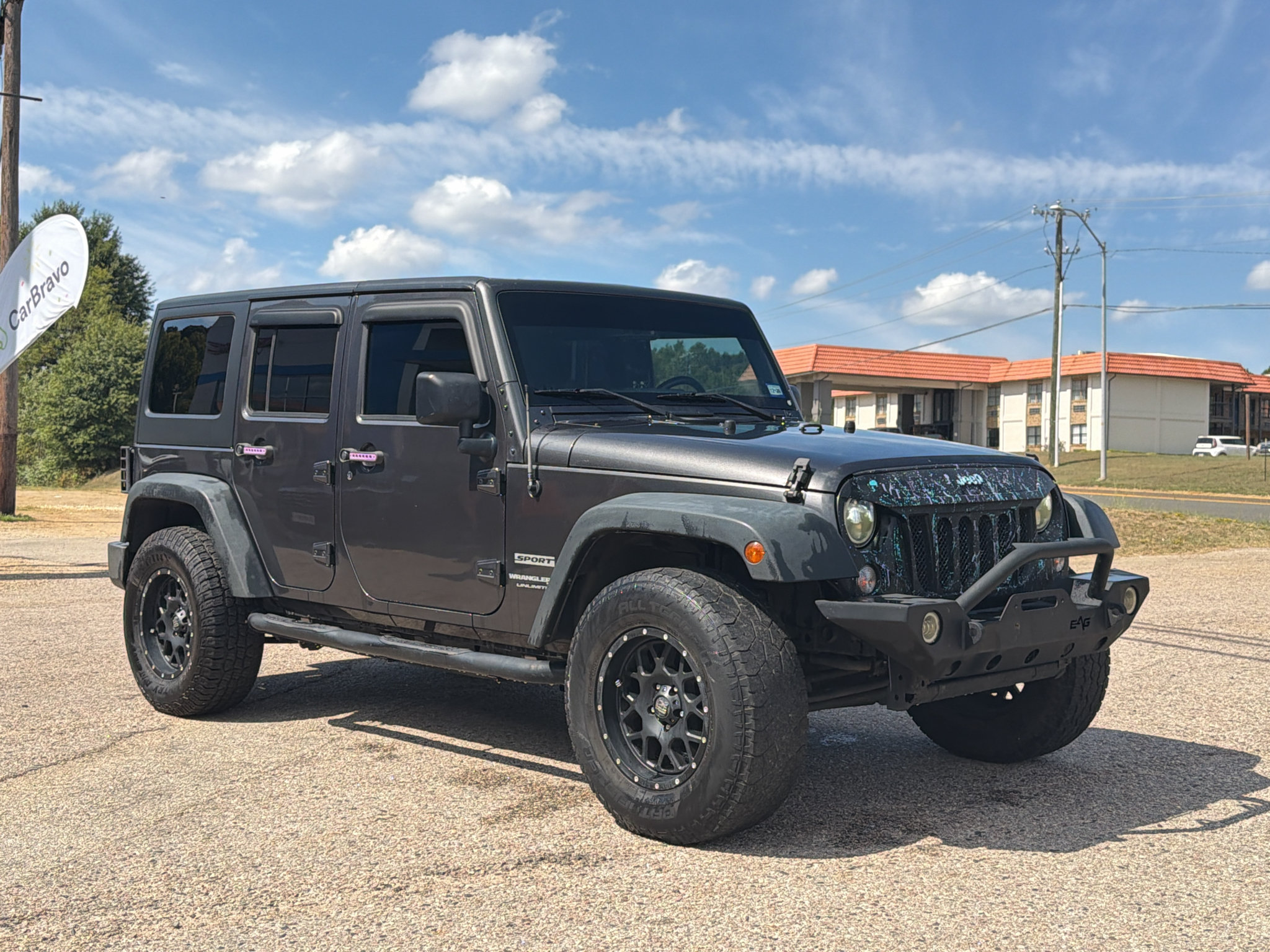 Used 2018 Jeep Wrangler Unlimited Sport S AWD/4WD image 7
