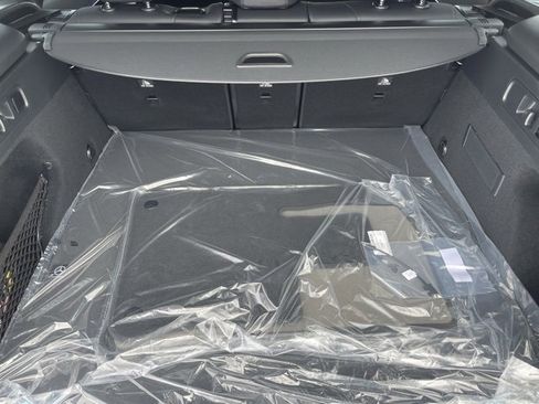 New 2025 Mercedes-Benz GLC 300 image 25