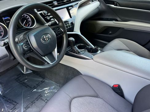 Certified 2018 Toyota Camry LE FWD image 11