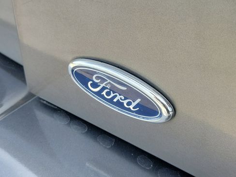 Used 2004 Ford Mustang Premium image 6