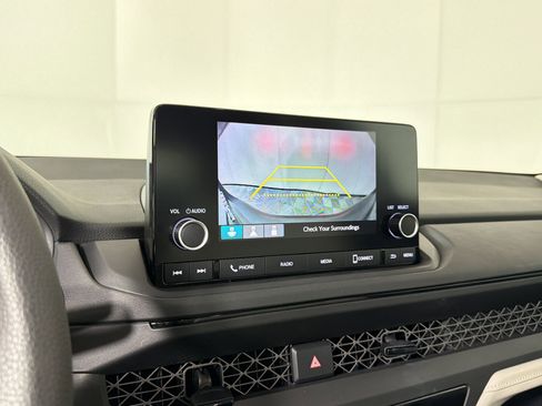 Certified 2023 Honda Accord LX image 25