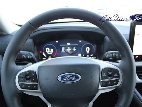 New 2026 Ford Explorer Active image 16