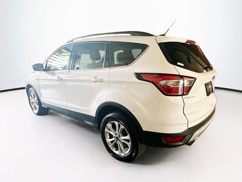 Used 2018 Ford Escape SE AWD/4WD image 5