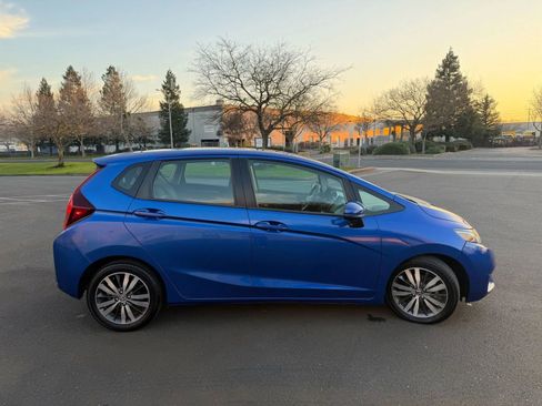 Used 2015 Honda Fit EX image 11