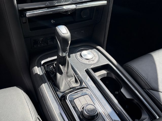 Used 2022 Nissan Armada SL w/ Midnight Edition Package RWD image 19