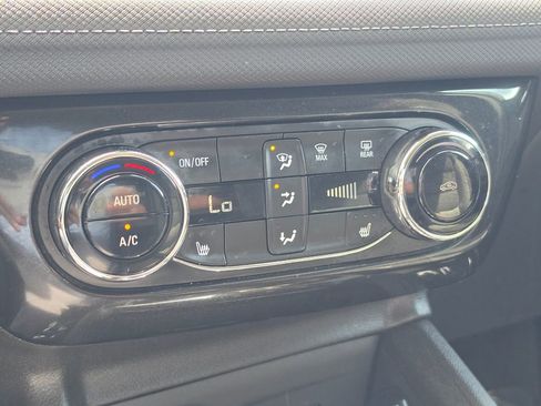 Used 2024 Chevrolet TrailBlazer LT w/ Convenience Package AWD/4WD image 23