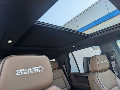 New 2026 Chevrolet Tahoe High Country AWD/4WD image 12
