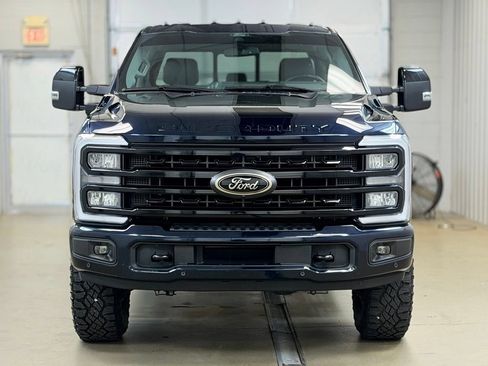 Used 2024 Ford F250 Lariat w/ Lariat Ultimate Package AWD/4WD image 2