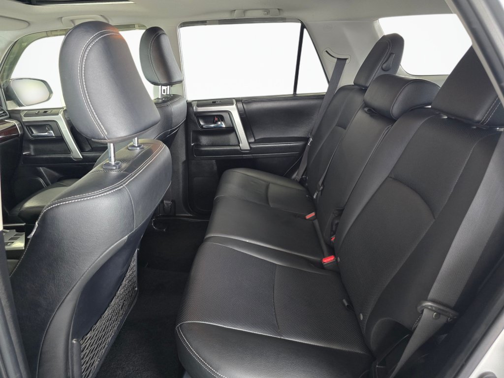 Used 2021 Toyota 4Runner Limited AWD/4WD image 37