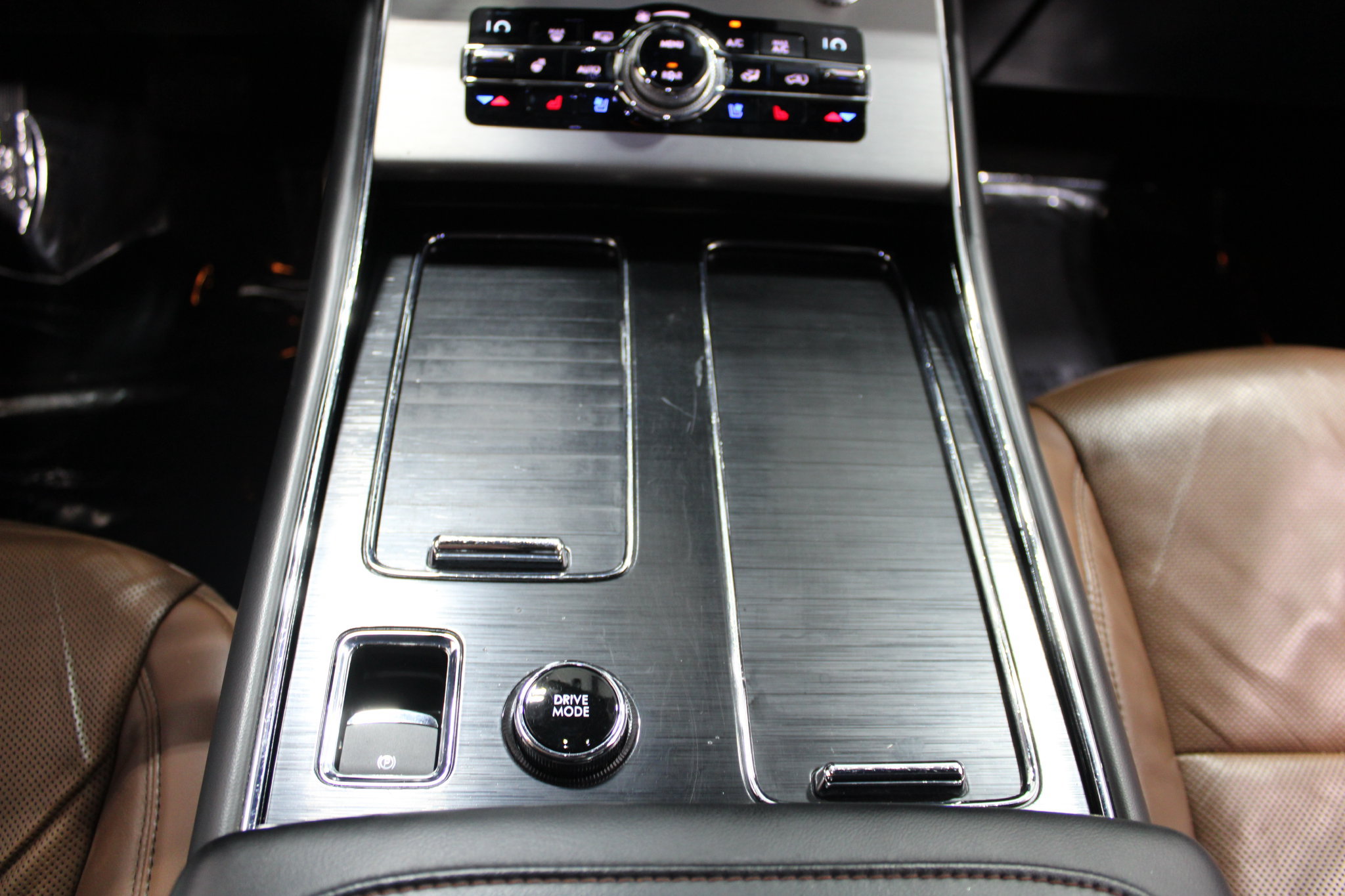 Used 2020 Lincoln Aviator Reserve w/ Equipment Group 201A AWD/4WD image 35