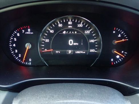 Used 2017 Kia Sorento SX AWD/4WD image 26