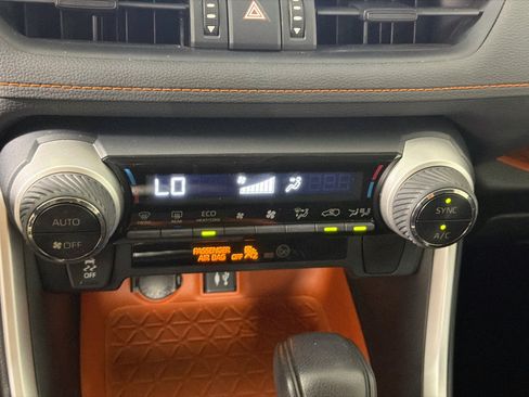 Used 2019 Toyota RAV4 Adventure AWD/4WD image 23