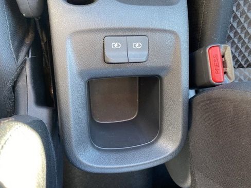 Used 2024 Nissan Versa S image 33