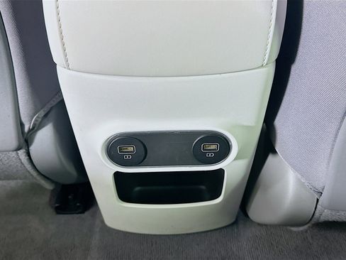 Used 2024 Hyundai Ioniq 5 SEL image 28