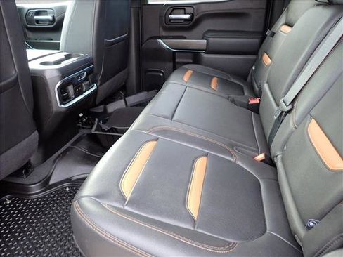 Used 2021 GMC Sierra 1500 AT4 w/ AT4 Preferred Package image 9