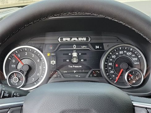 New 2025 RAM 1500 Big Horn image 7