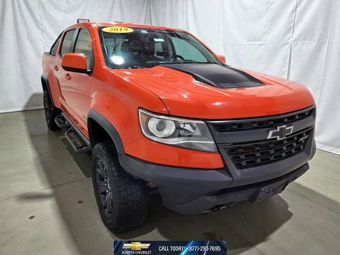 Used 2019 Chevrolet Colorado ZR2 w/ ZR2 Dusk Special Edition image 13