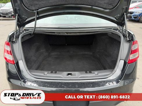 Used 2015 Ford Taurus SEL FWD image 18