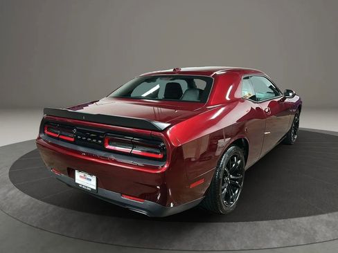 Used 2018 Dodge Challenger SXT Plus image 29