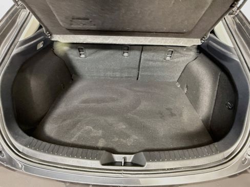 Used 2018 MAZDA MAZDA3 Grand Touring w/ Premium Equipment Package FWD image 35