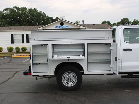 Used 2024 Ford F250 XL w/ XL Chrome Package AWD/4WD image 11