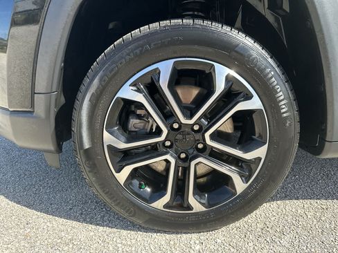 Certified 2023 Jeep Compass Limited AWD/4WD image 18