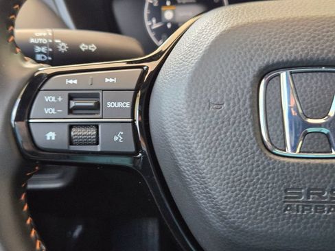 Used 2025 Honda HR-V Sport image 21