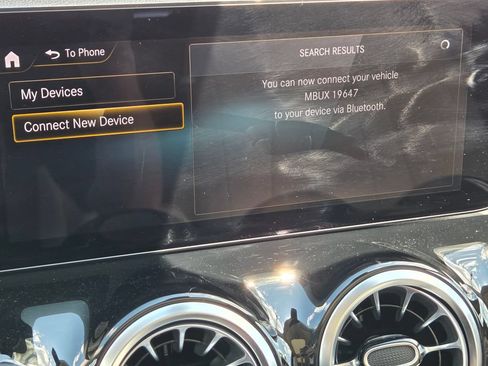 Used 2023 Mercedes-Benz GLA 250 4MATIC image 13