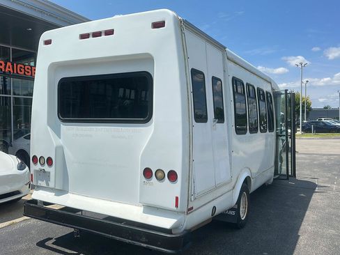 Used 2003 Ford E-450 and Econoline 450 RWD image 21