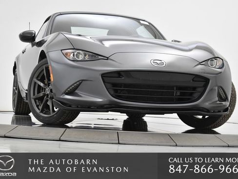Used 2017 MAZDA MX-5 Miata RF Club image 3
