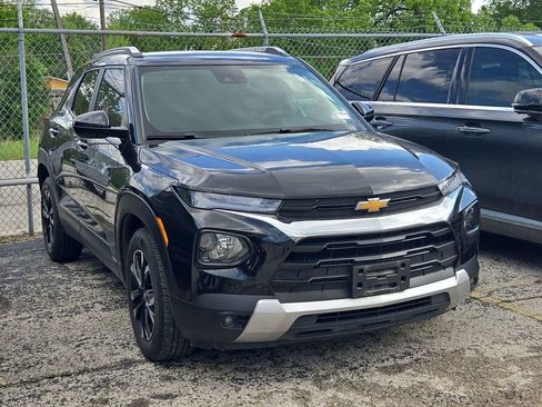 Used 2023 Chevrolet TrailBlazer LT FWD image 1