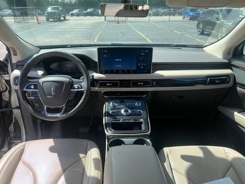 Certified 2023 Lincoln Nautilus Reserve AWD/4WD image 17