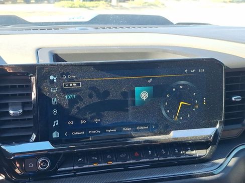 Used 2023 Chevrolet Silverado 1500 ZR2 image 37