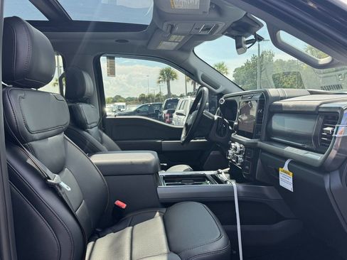 New 2025 Ford F250 Lariat w/ Lariat Ultimate Package image 9
