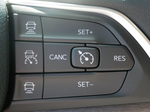 New 2025 Jeep Grand Cherokee L Limited w/ Trailer Tow Package image 16