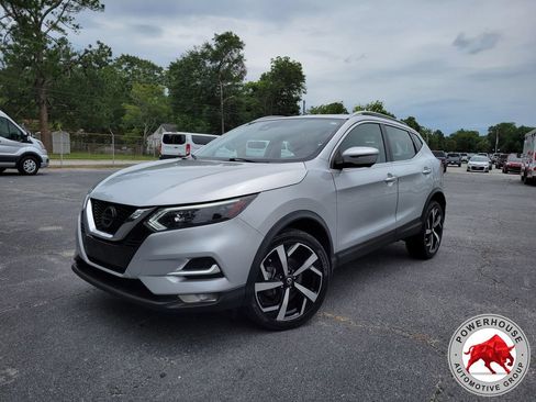 Used 2021 Nissan Rogue Sport SL w/ Premium Package AWD/4WD image 2