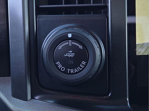 Used 2026 Ford F150 Lariat w/ Equipment Group 501A Mid image 14