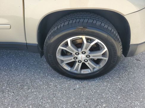 Used 2014 GMC Acadia SLT image 20