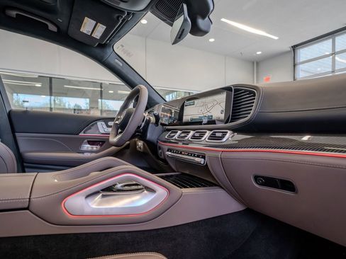 New 2026 Mercedes-Benz GLS 63 AMG 4MATIC image 17