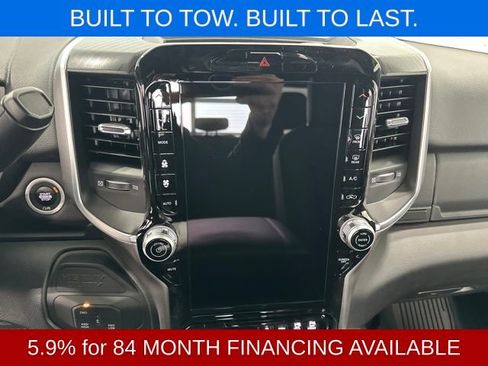 New 2026 RAM 2500 Big Horn AWD/4WD image 18