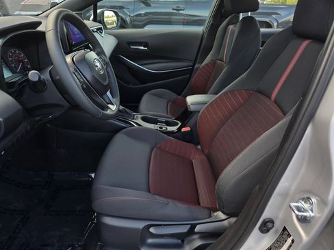 Used 2025 Toyota Corolla SE FWD image 15
