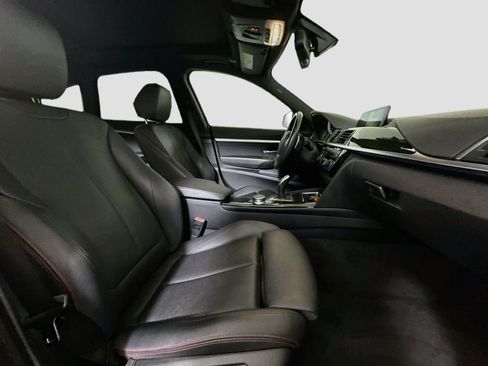 Used 2018 BMW 330i Gran Turismo xDrive AWD/4WD image 29