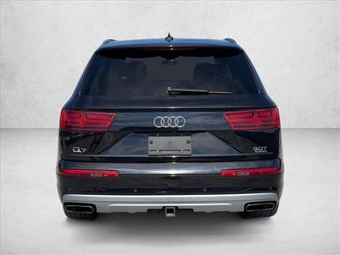 Used 2017 Audi Q7 3.0T Prestige w/ Prestige Package AWD/4WD image 2