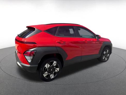 Used 2025 Hyundai Kona SEL AWD/4WD image 15