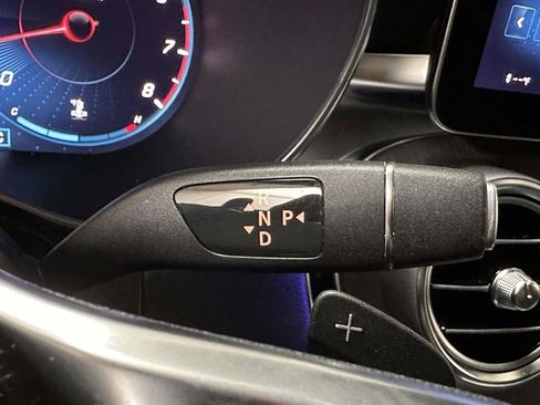 Used 2022 Mercedes-Benz GLC 300 4MATIC image 29