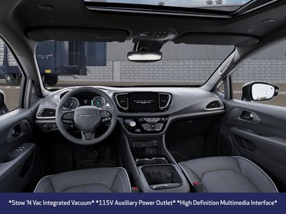 New 2027 Chrysler Pacifica Limited