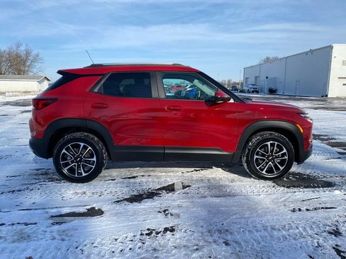 Used 2026 Chevrolet TrailBlazer LT w/ LT Cold Weather Package image 8