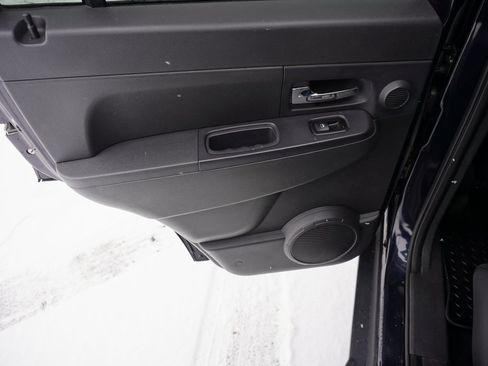 Used 2011 Jeep Liberty Sport image 20